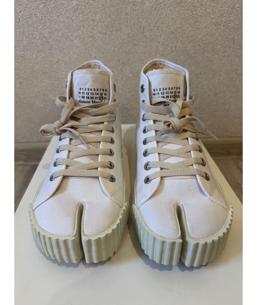 MAISON MARGIELA Белые текстильные высокие кроссовки / кеды, фото 2