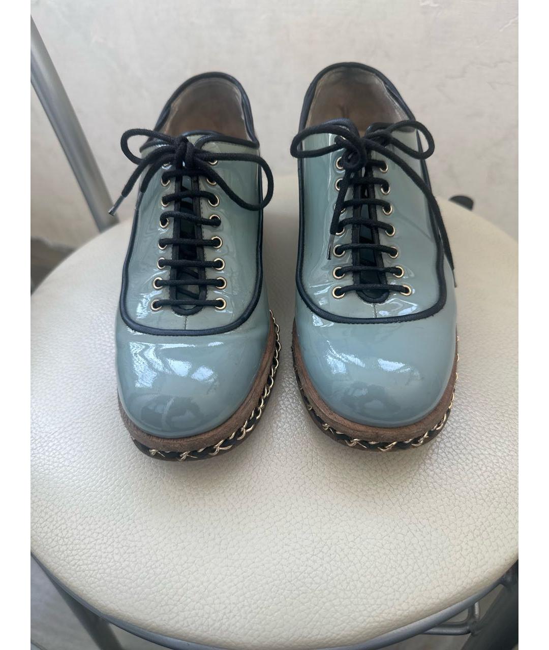 CHANEL Голубые туфли из лакированной кожи, фото 2