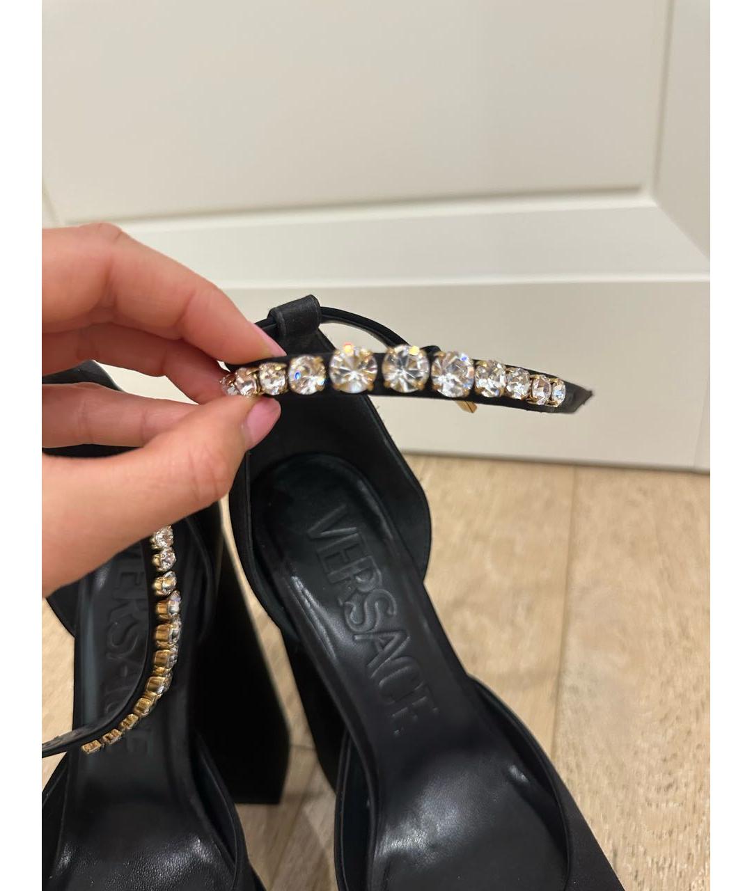 VERSACE Черные текстильные туфли, фото 5