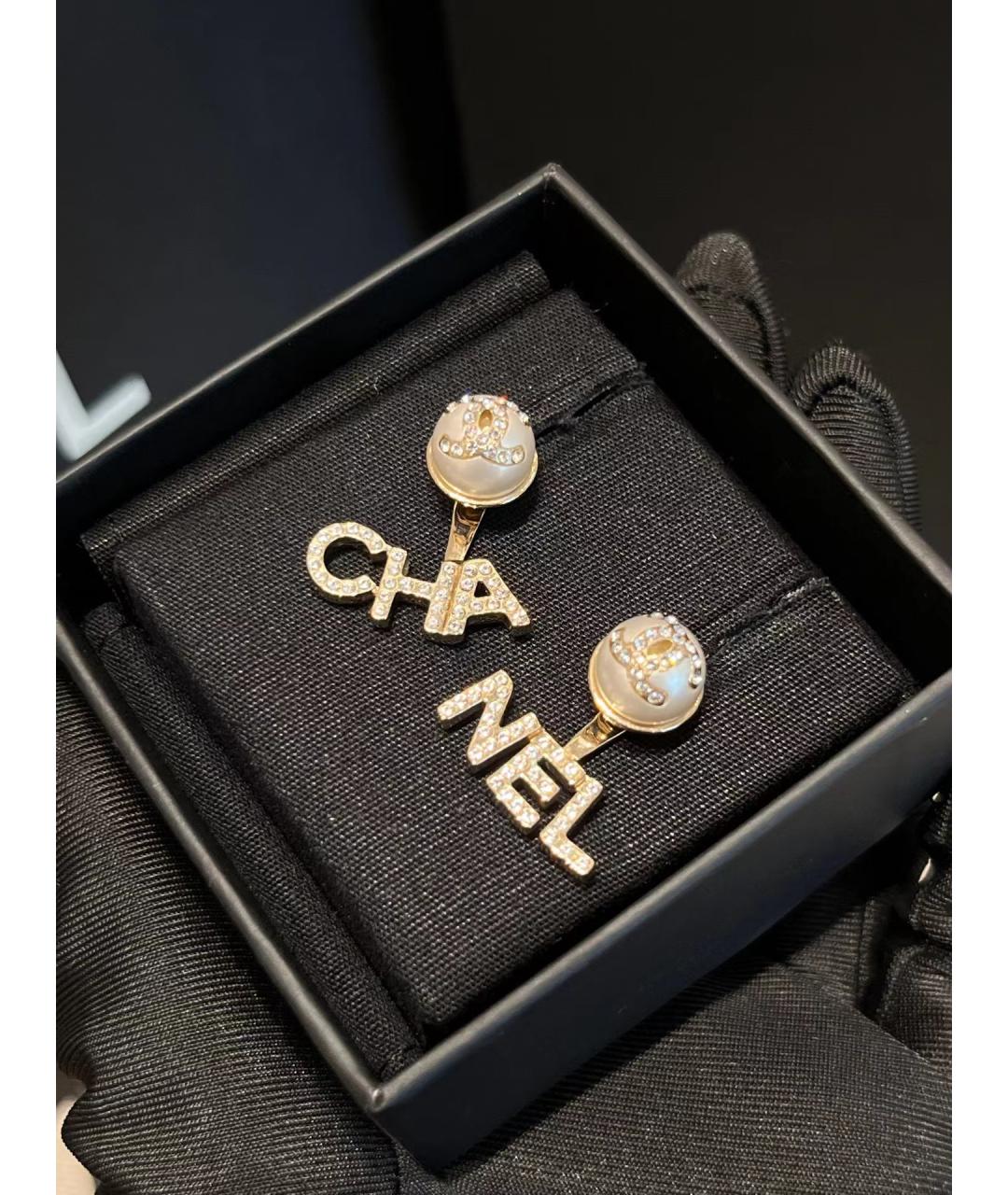 CHANEL Белые серьги, фото 5