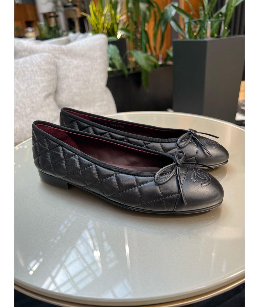 CHANEL Черные кожаные балетки, фото 9