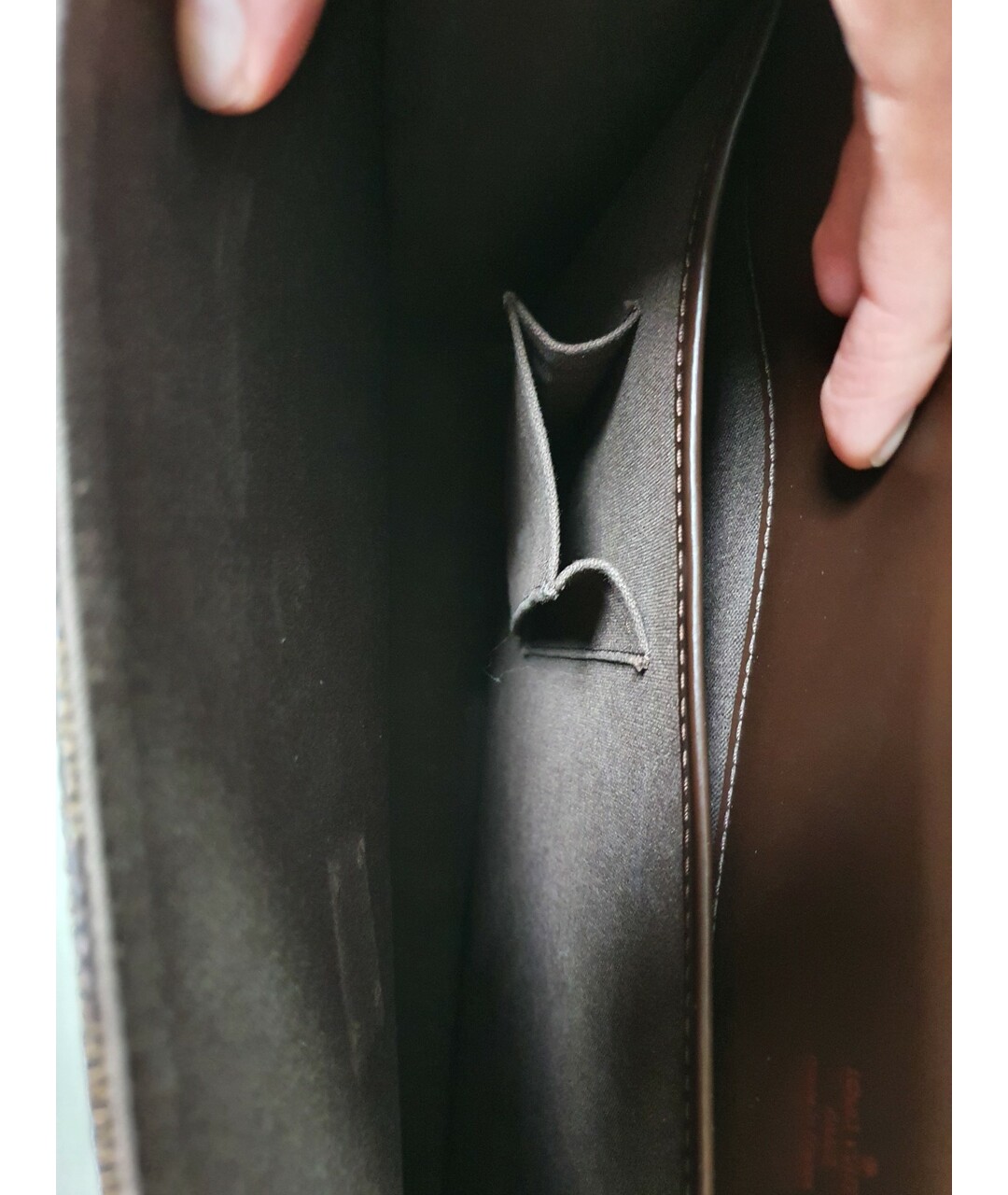 LOUIS VUITTON Коричневый кожаный портфель, фото 4