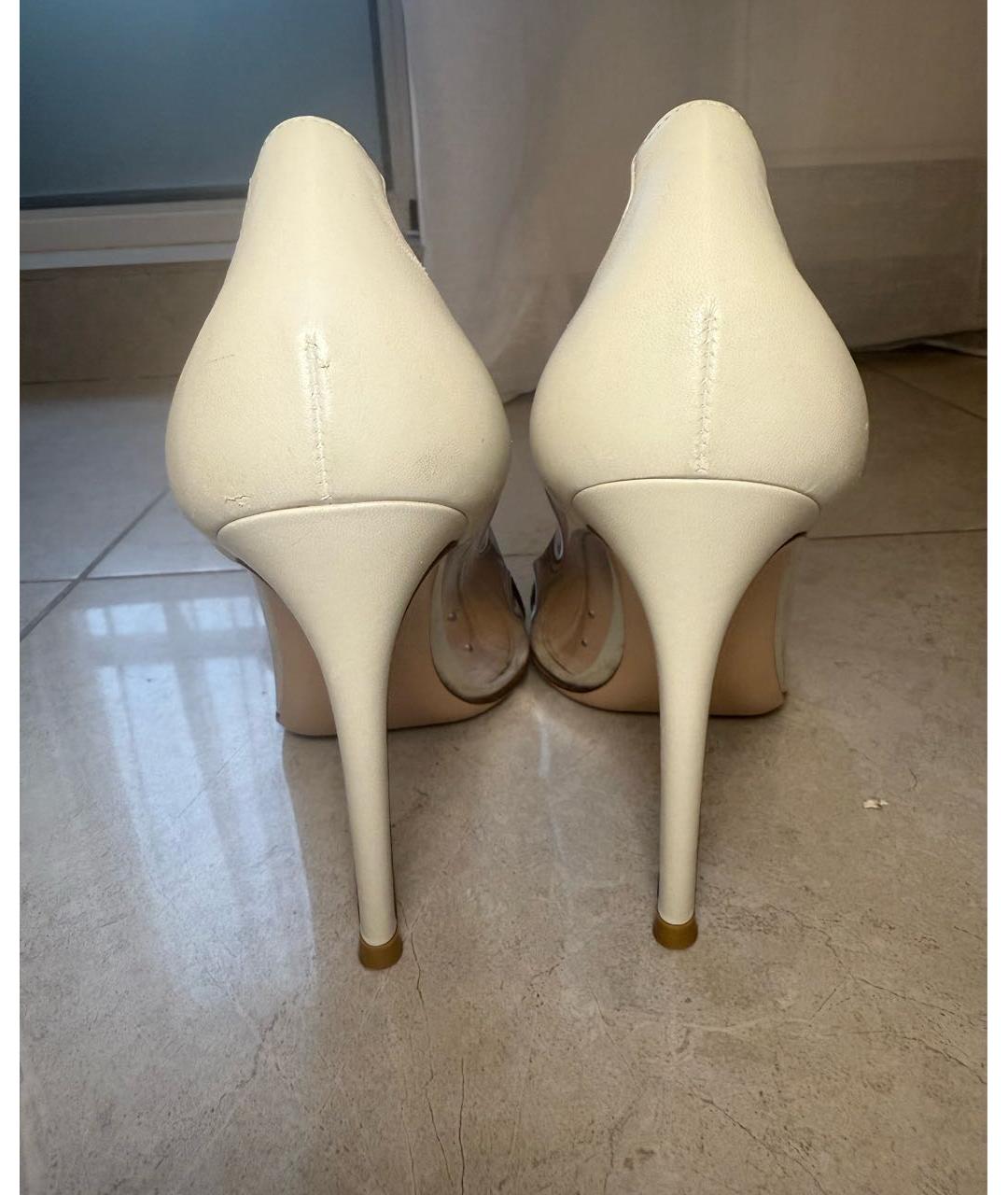 GIANVITO ROSSI Бежевые туфли, фото 4