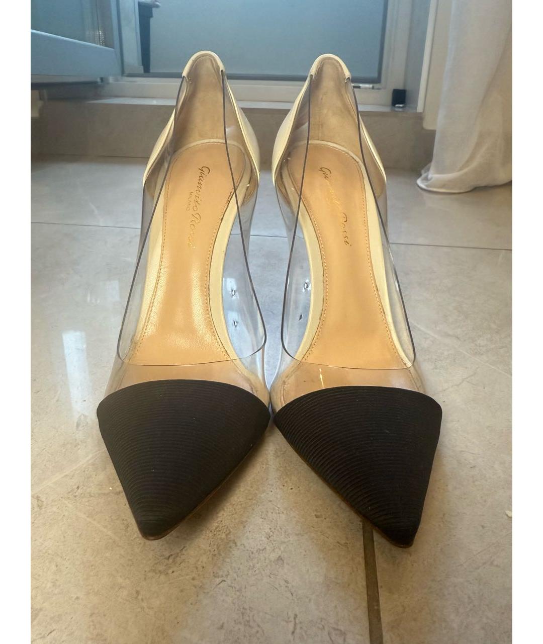 GIANVITO ROSSI Бежевые туфли, фото 2