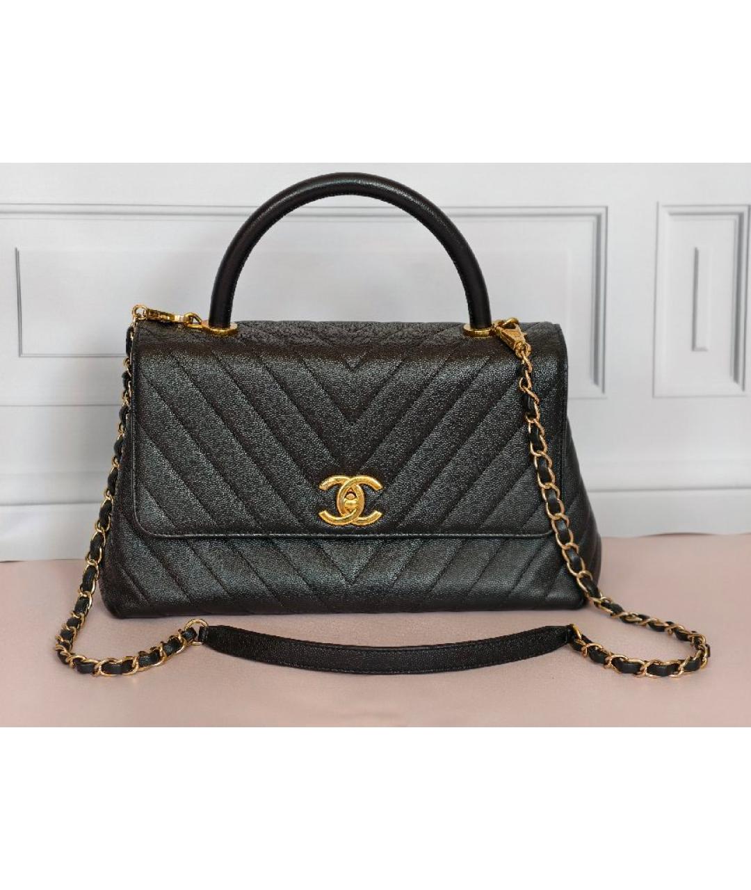 CHANEL Черная кожаная сумка с короткими ручками, фото 10