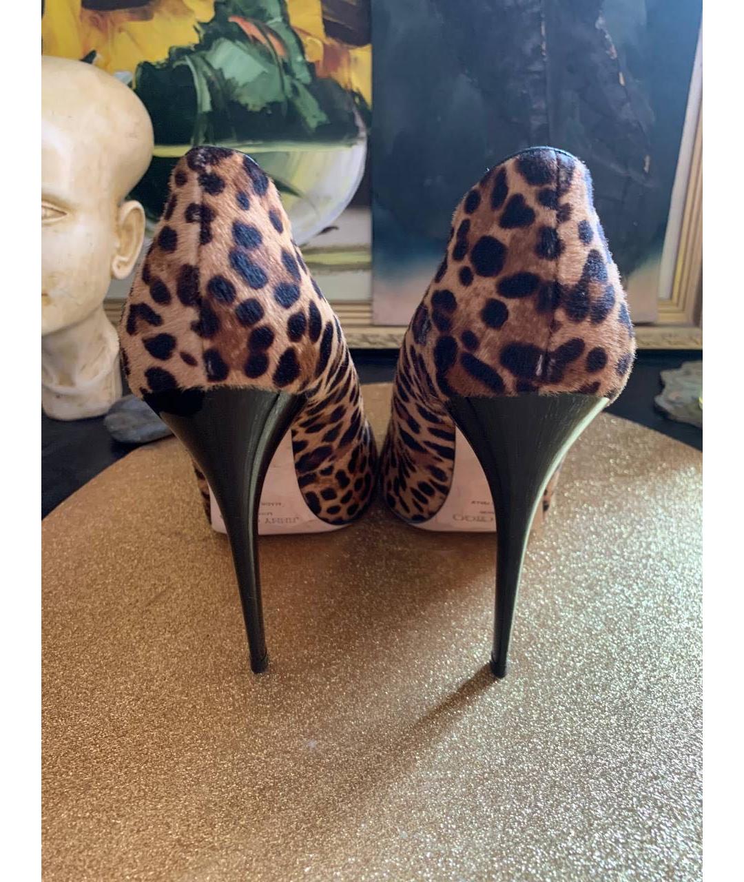 JIMMY CHOO Коричневые туфли, фото 4