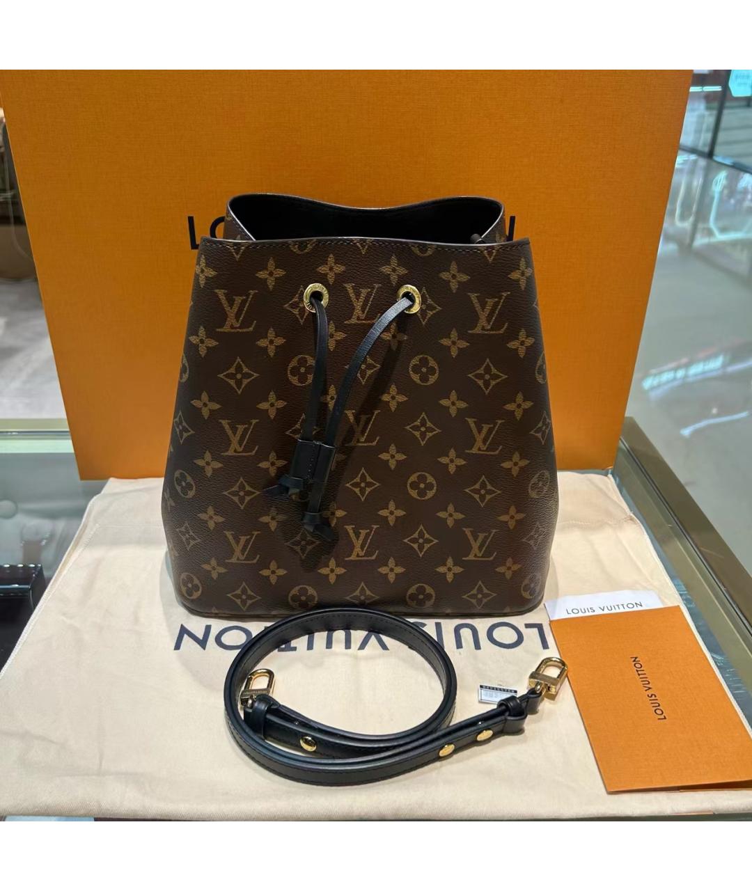 LOUIS VUITTON Коричневая сумка через плечо, фото 2