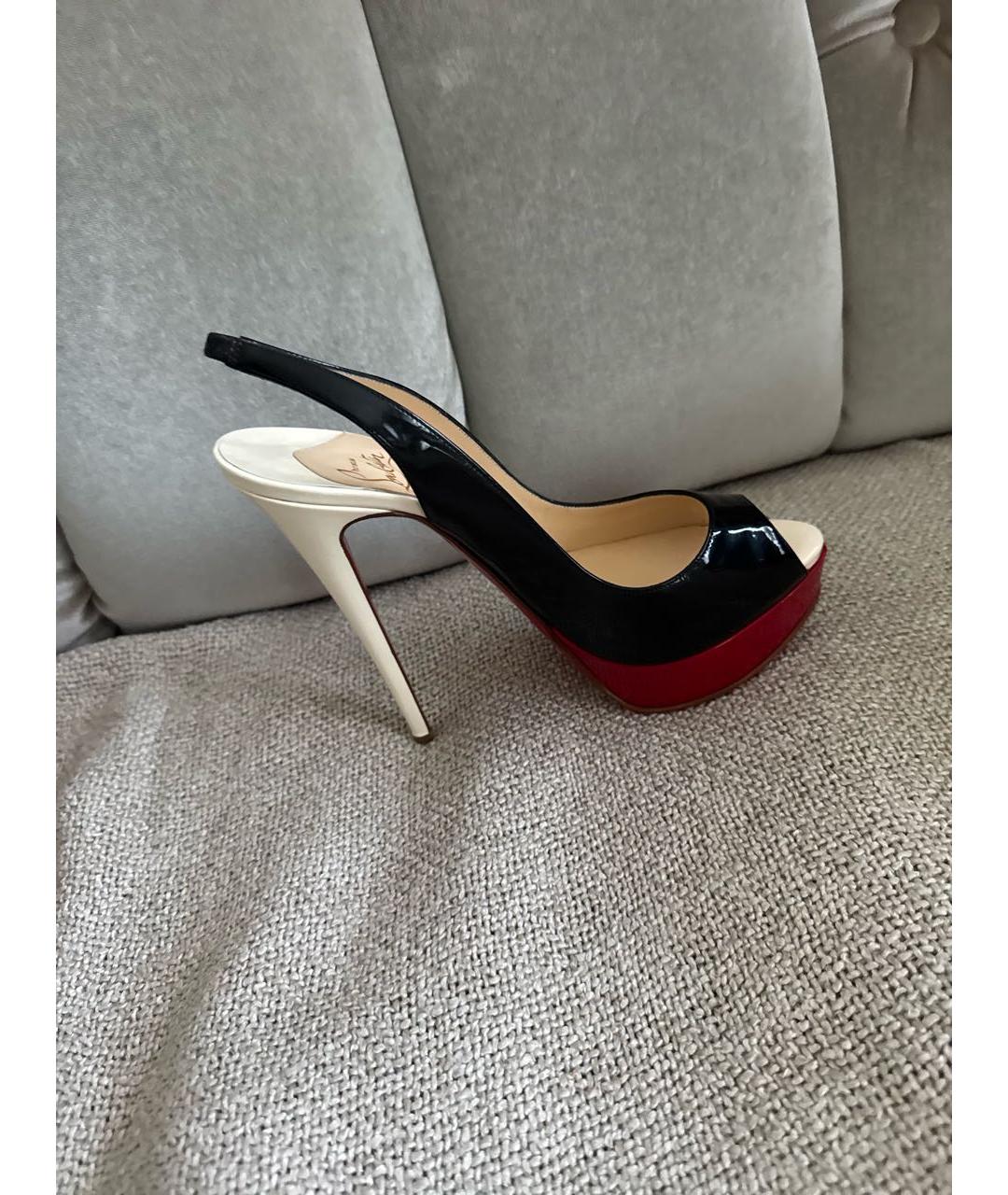 CHRISTIAN LOUBOUTIN Черные босоножки из лакированной кожи, фото 5