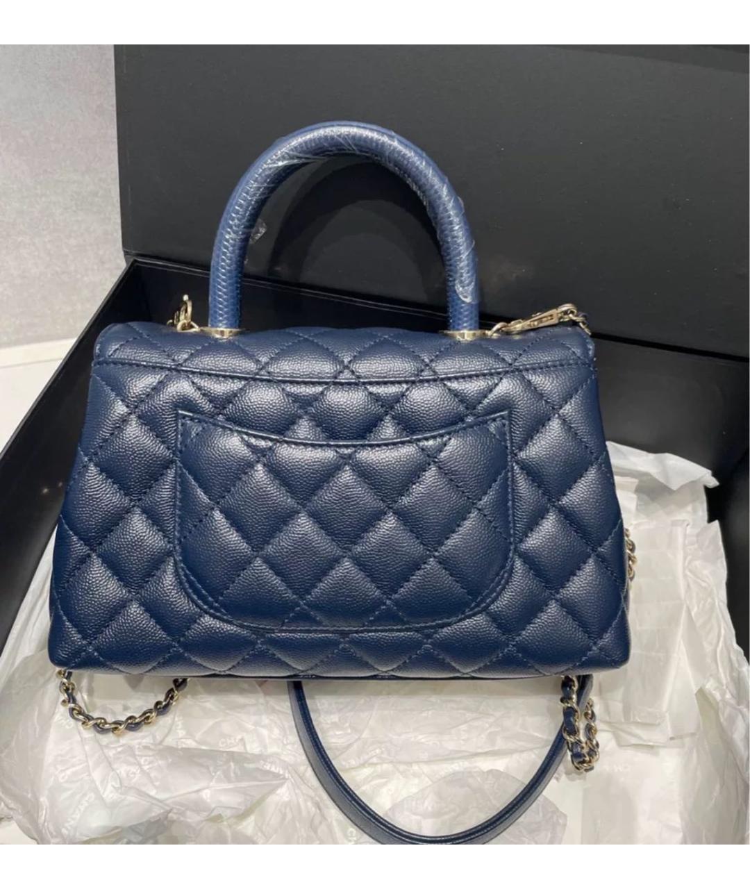 CHANEL Темно-синяя кожаная сумка с короткими ручками, фото 2