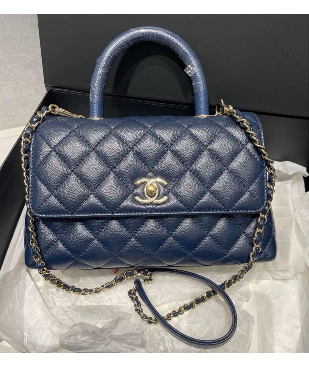 CHANEL Темно-синяя кожаная сумка с короткими ручками, фото 8