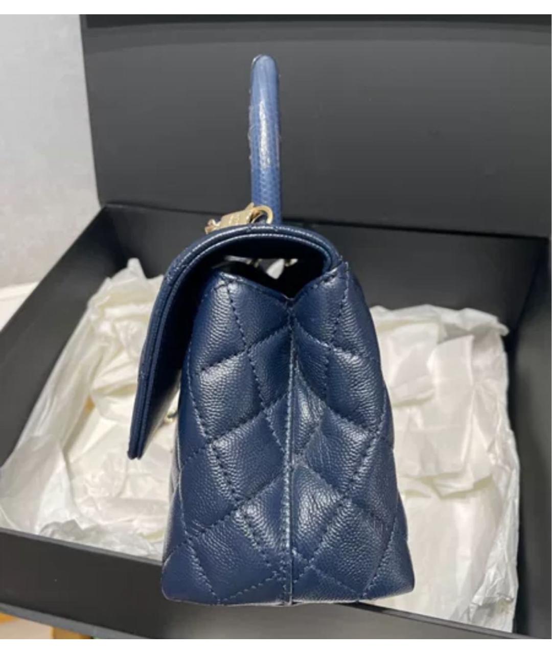 CHANEL Темно-синяя кожаная сумка с короткими ручками, фото 4