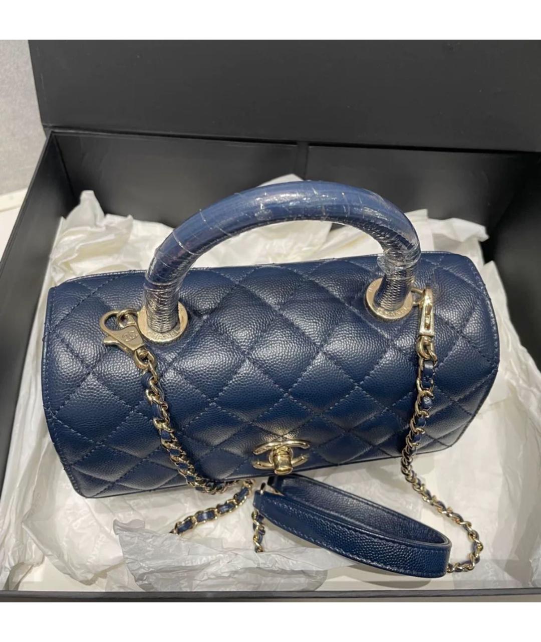 CHANEL Темно-синяя кожаная сумка с короткими ручками, фото 5