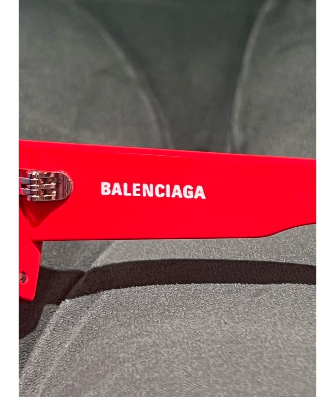BALENCIAGA Красные пластиковые солнцезащитные очки, фото 3
