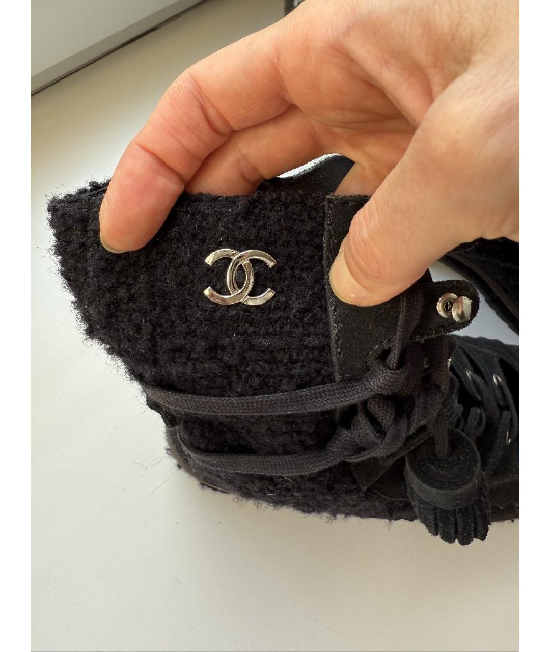 CHANEL Черные замшевые ботинки, фото 4