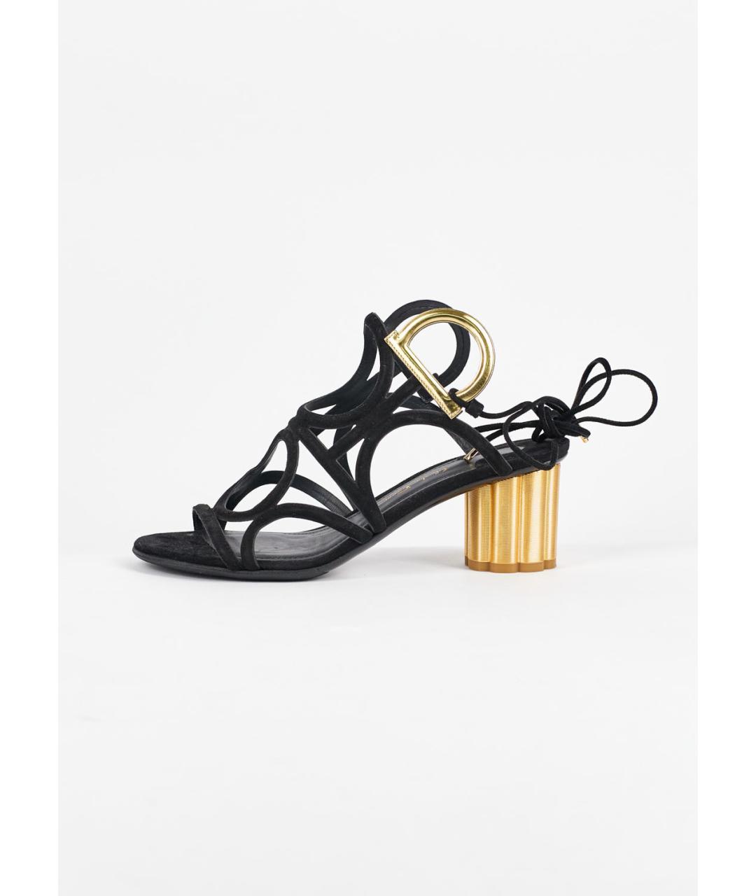 FERRAGAMO Черные замшевые босоножки, фото 6