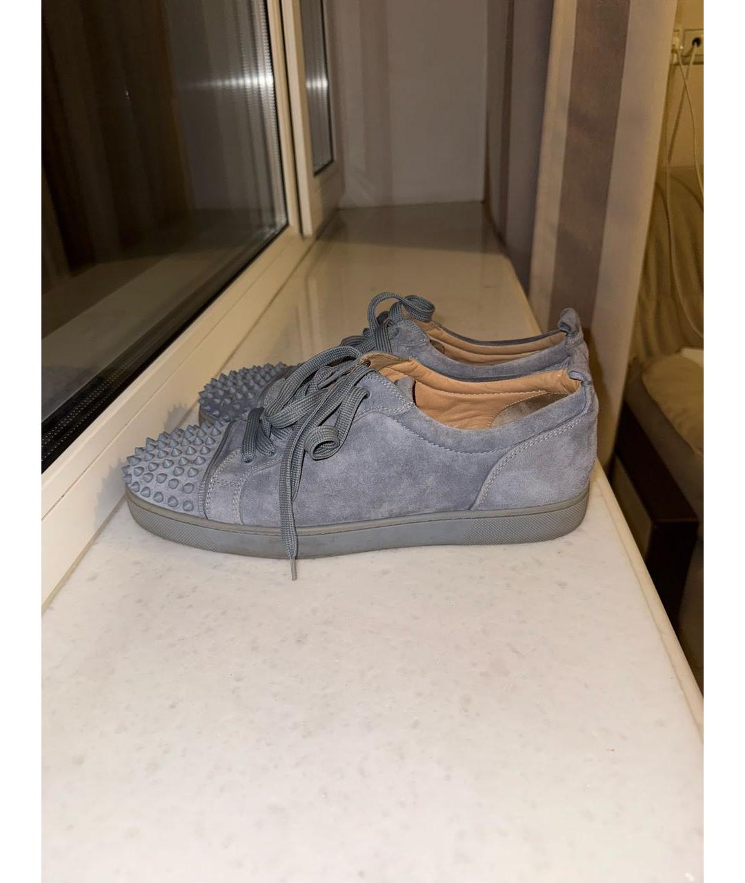 CHRISTIAN LOUBOUTIN Серые замшевые низкие кроссовки / кеды, фото 6