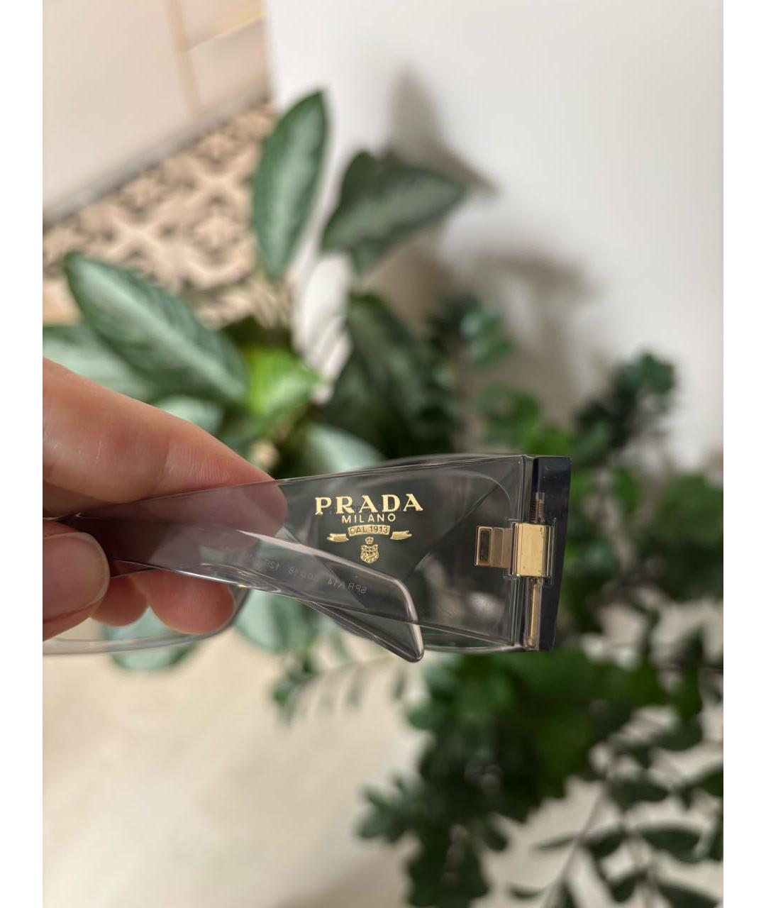 PRADA Серые пластиковые солнцезащитные очки, фото 4