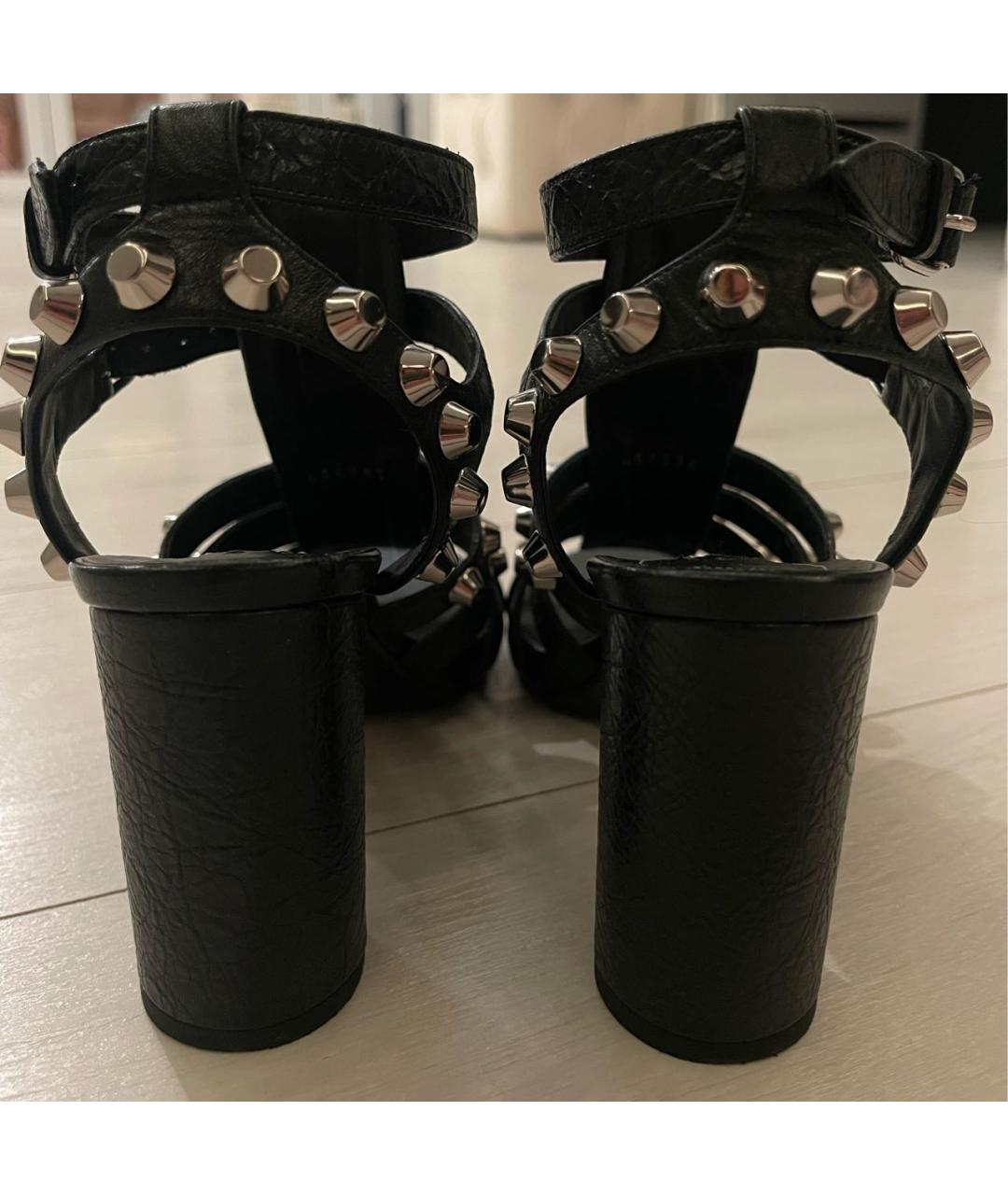 BALENCIAGA Черные кожаные босоножки, фото 4