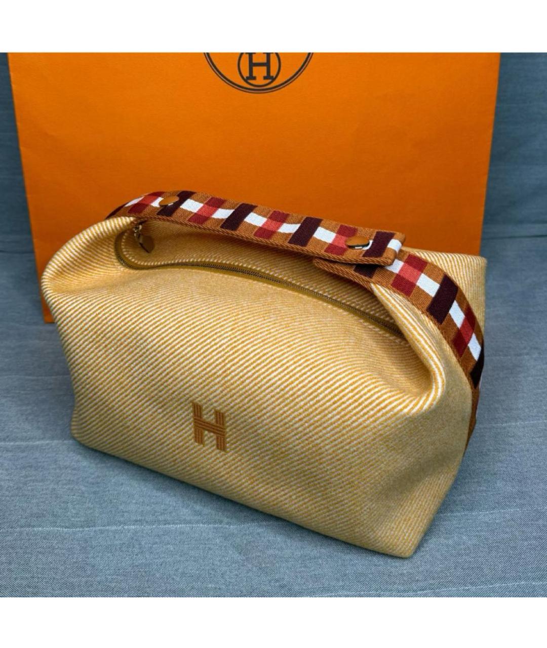 HERMES Горчичная тканевая косметичка, фото 2