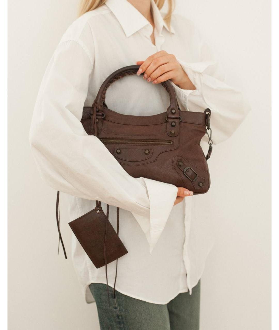 BALENCIAGA Коричневая кожаная сумка с короткими ручками, фото 3