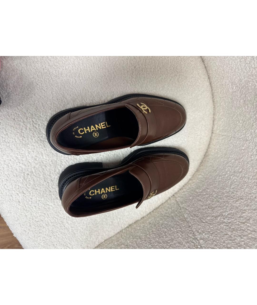CHANEL Коричневые кожаные лоферы, фото 3