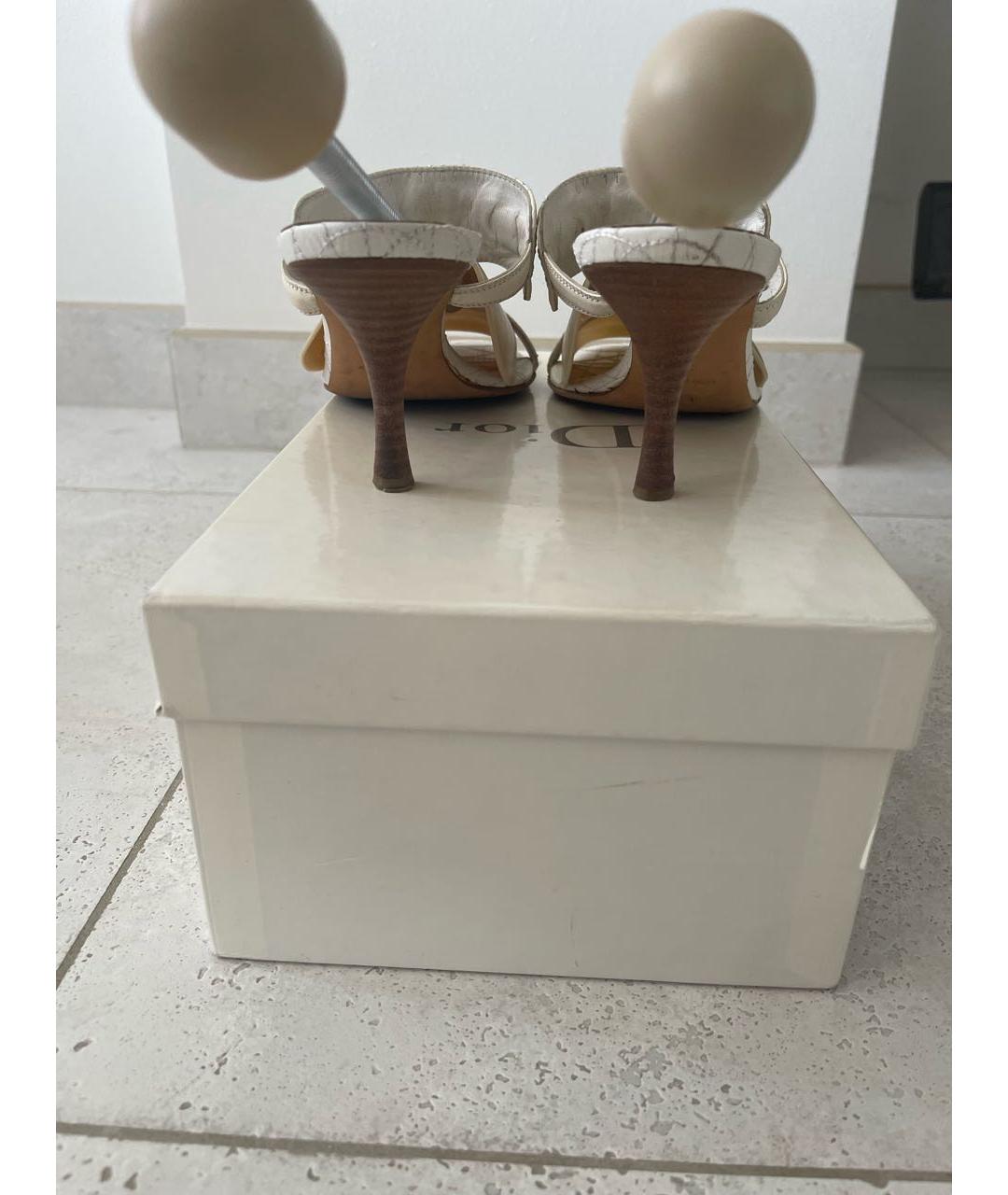 CHRISTIAN DIOR Белые кожаные мюли, фото 4