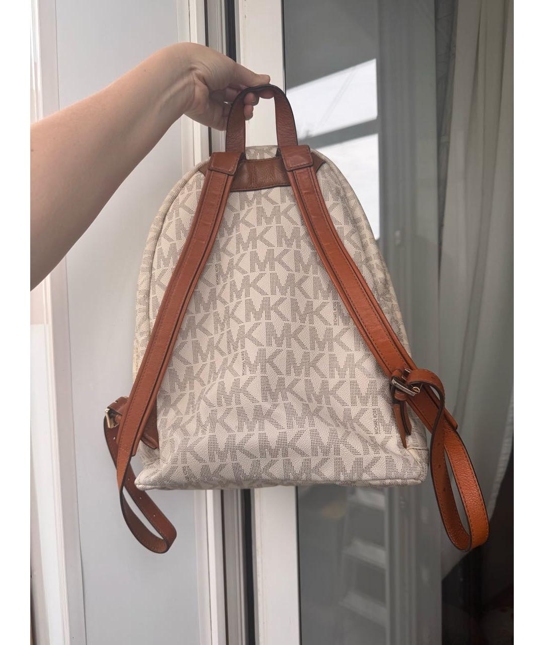 MICHAEL KORS Бежевый кожаный рюкзак, фото 3