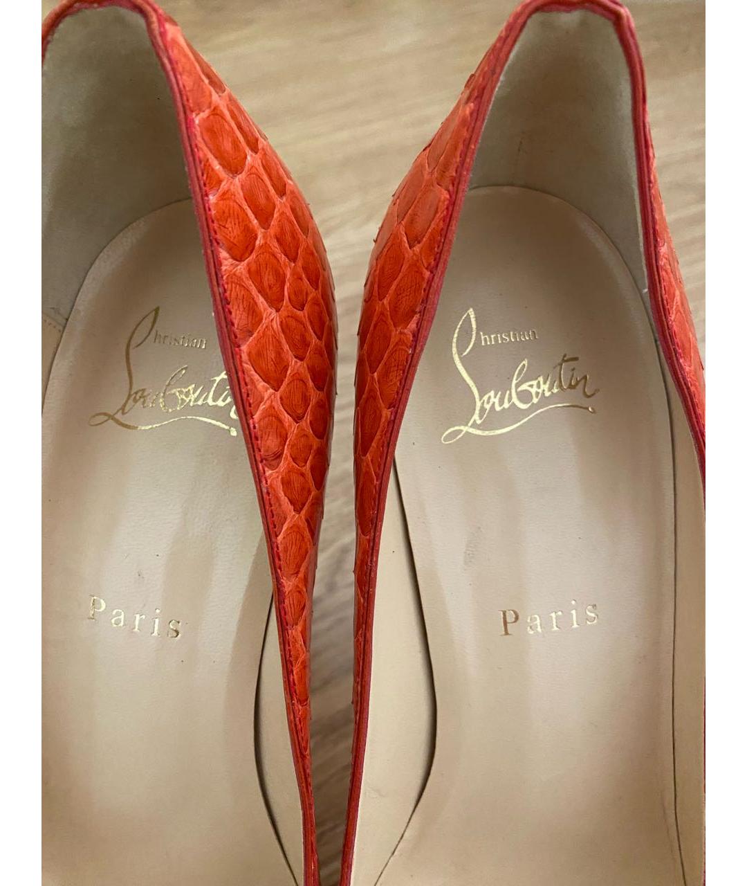 CHRISTIAN LOUBOUTIN Коралловые туфли из экзотической кожи, фото 7