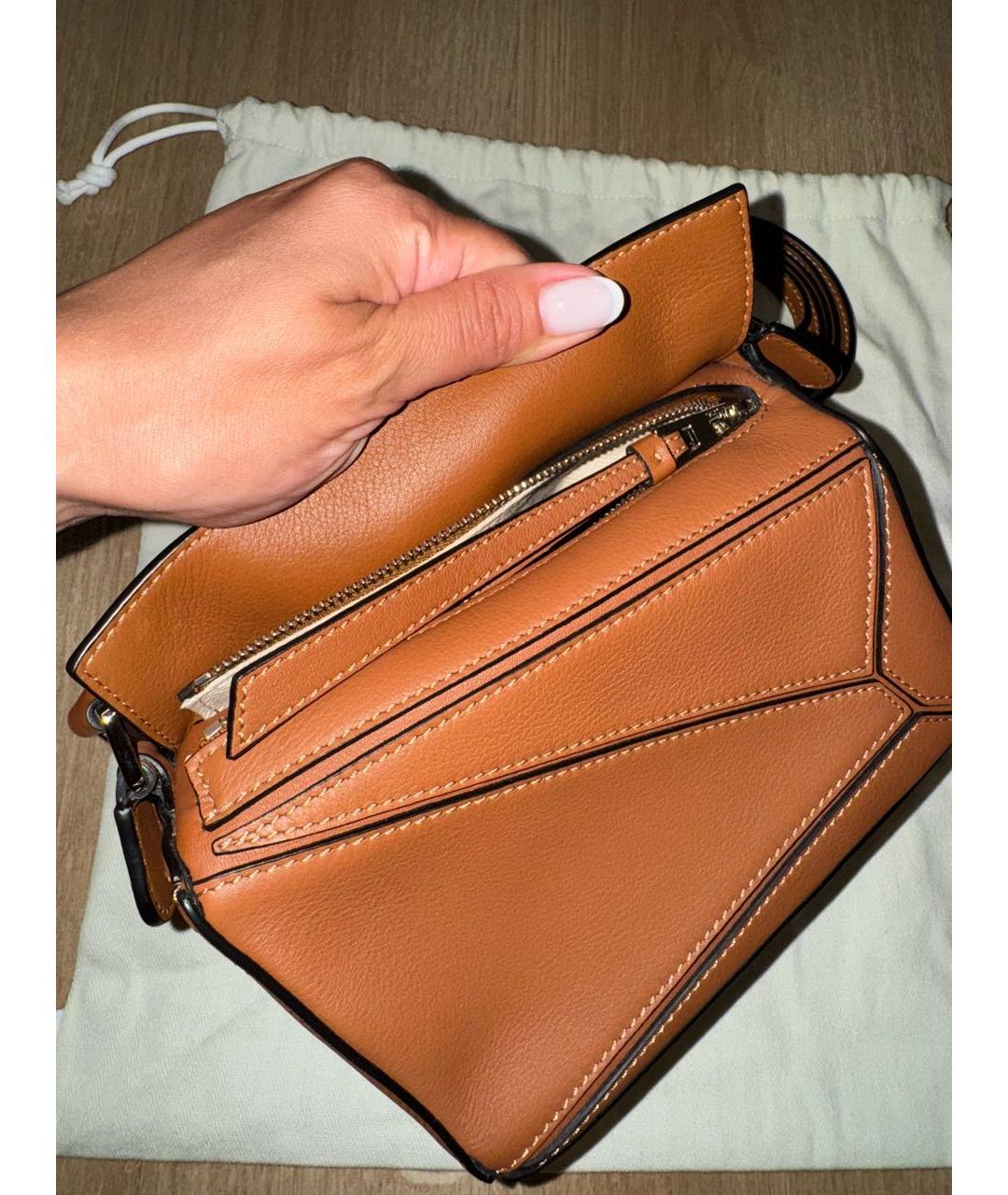 LOEWE Коричневая кожаная сумка через плечо, фото 5