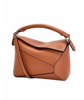 LOEWE Сумка через плечо