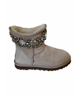 UGG AUSTRALIA Ботинки