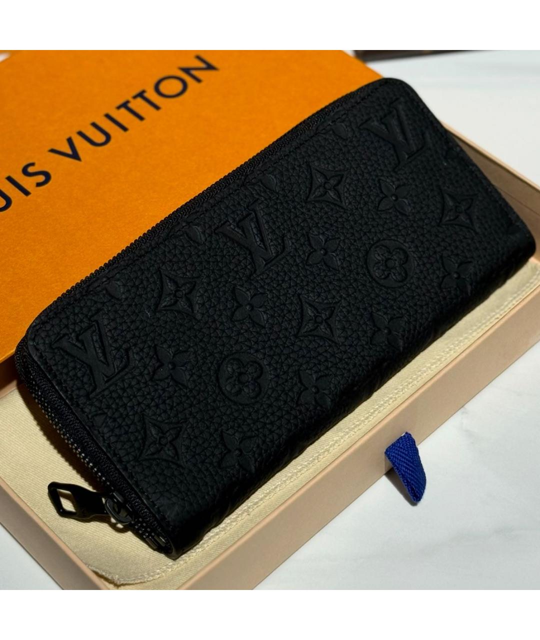 LOUIS VUITTON Черный кожаный кошелек, фото 3