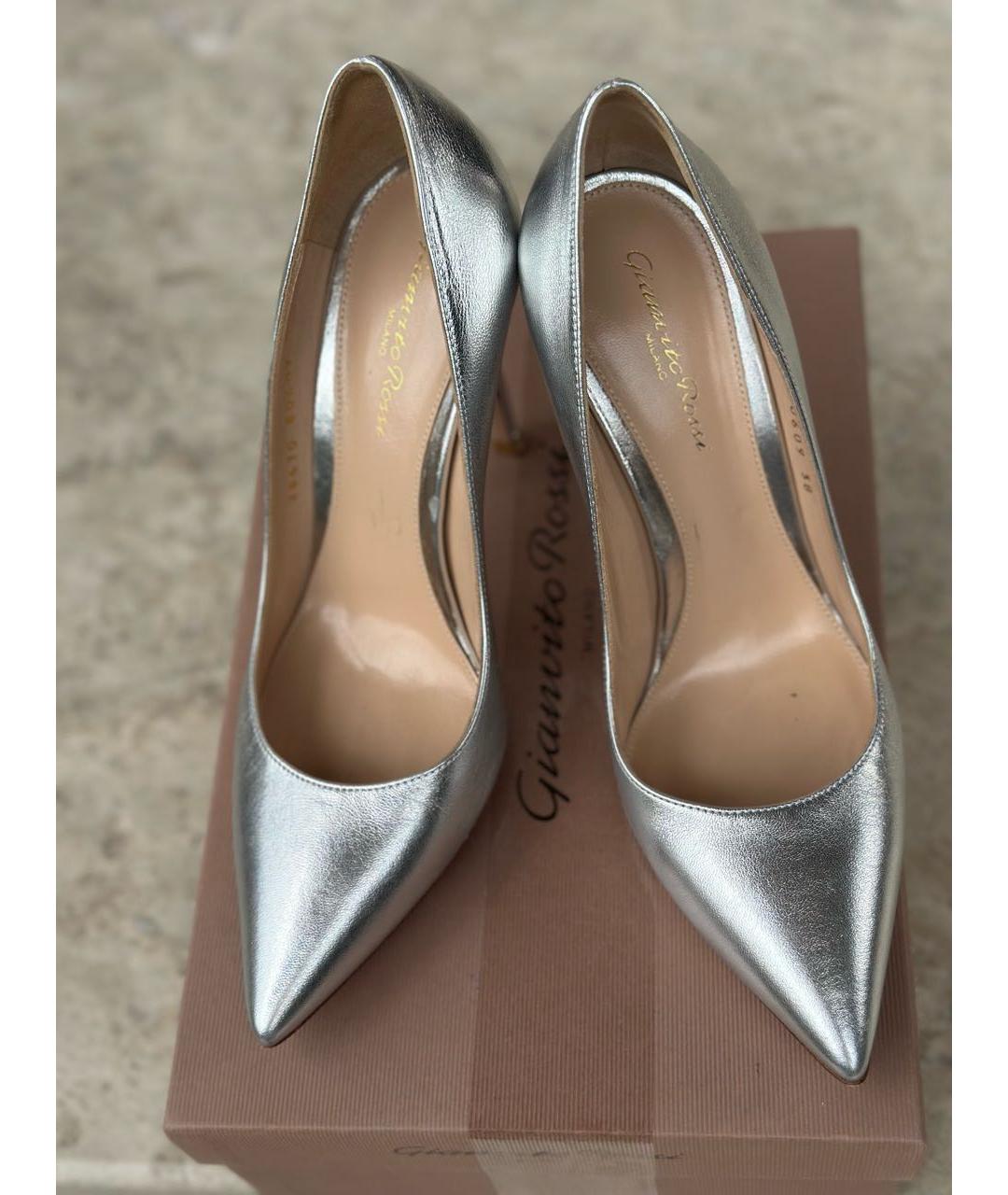 GIANVITO ROSSI Серебряные кожаные туфли, фото 2