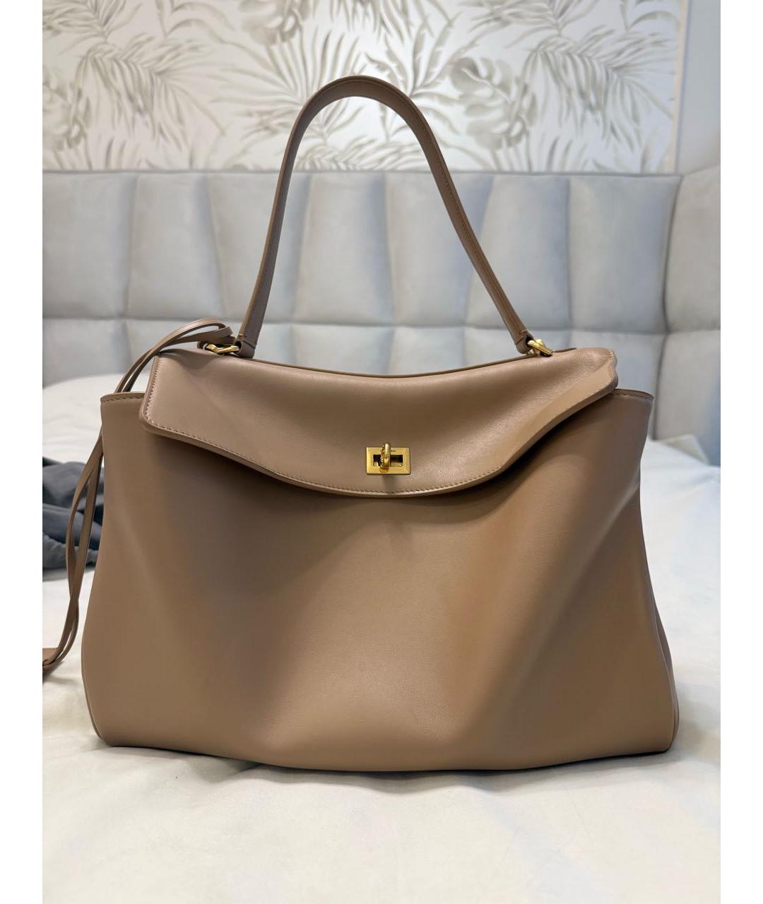 BALENCIAGA Бежевая кожаная сумка через плечо, фото 5