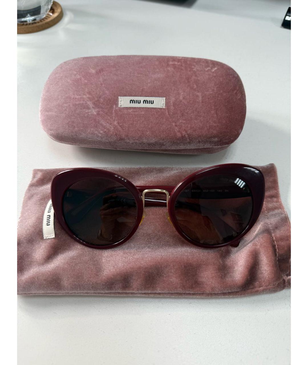 MIU MIU Бордовые пластиковые солнцезащитные очки, фото 4