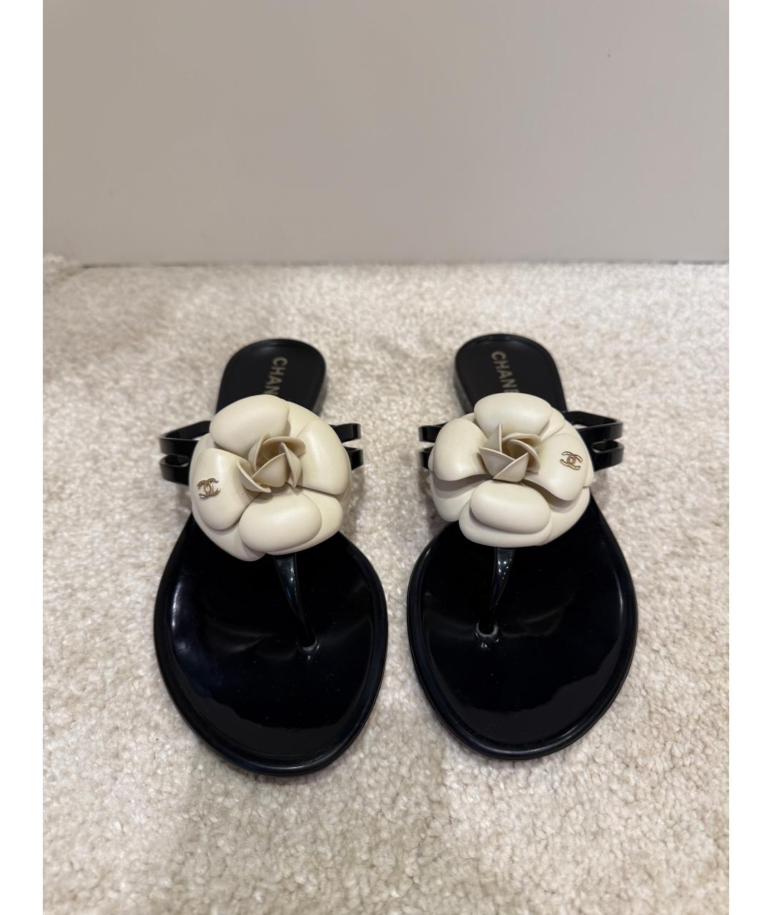 CHANEL Черные сандалии, фото 2