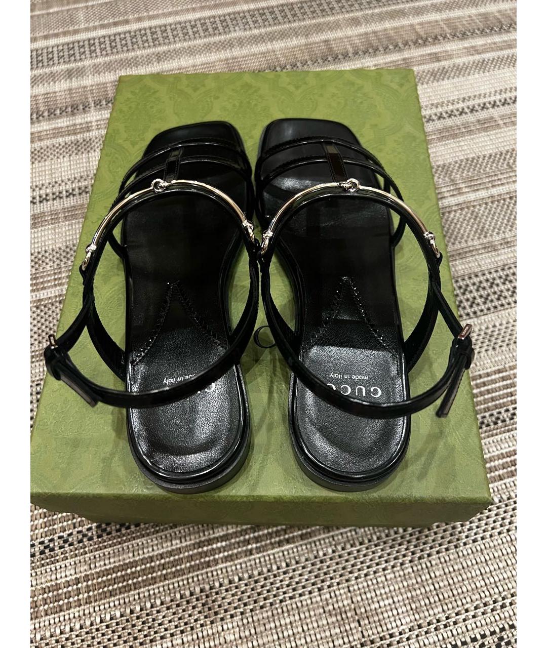 GUCCI Черные босоножки из лакированной кожи, фото 3