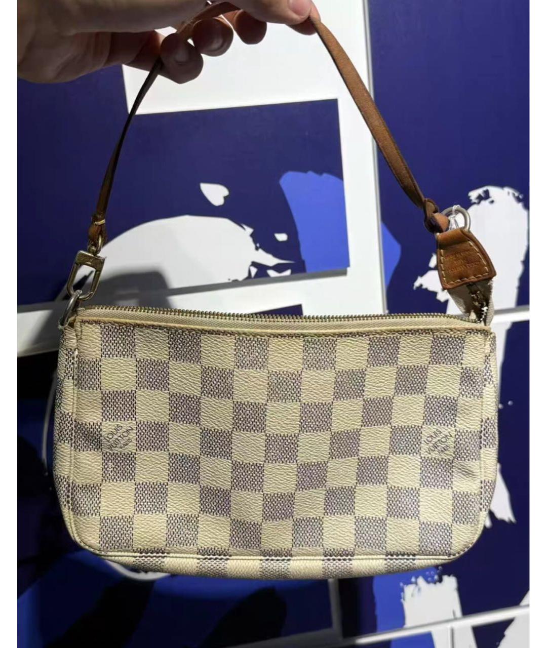 LOUIS VUITTON Белая кожаная сумка с короткими ручками, фото 4