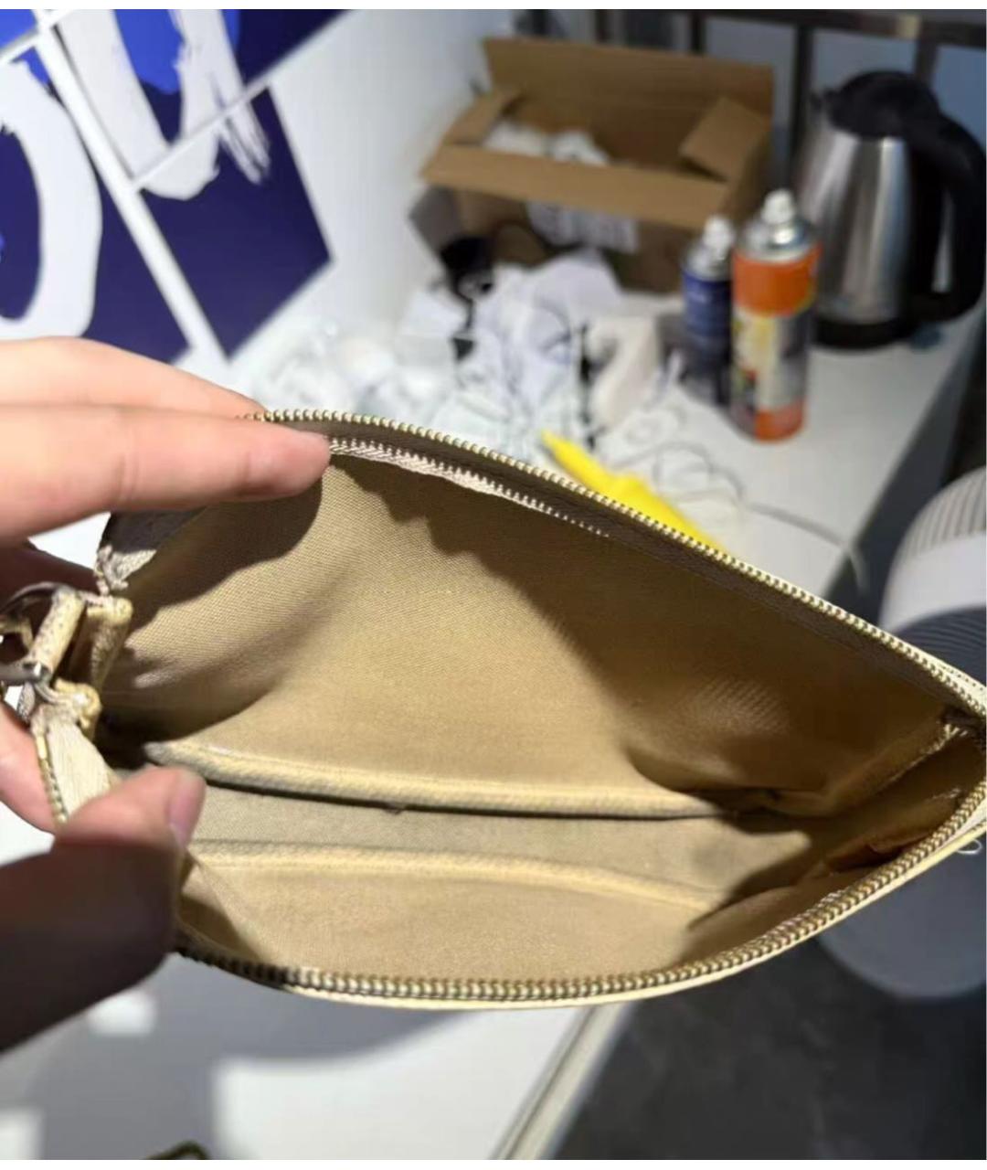 LOUIS VUITTON Белая кожаная сумка с короткими ручками, фото 8