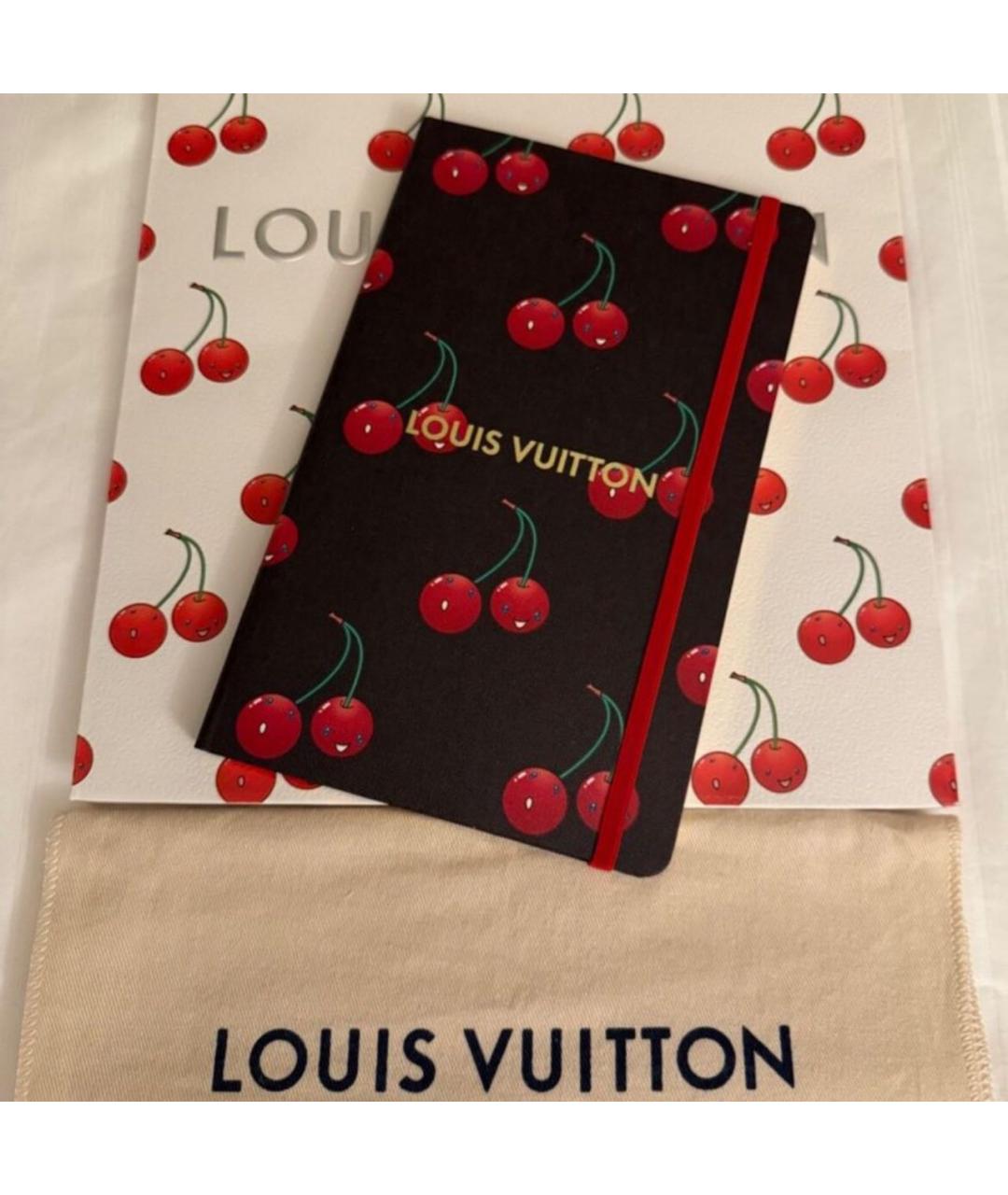 LOUIS VUITTON Книга, фото 2