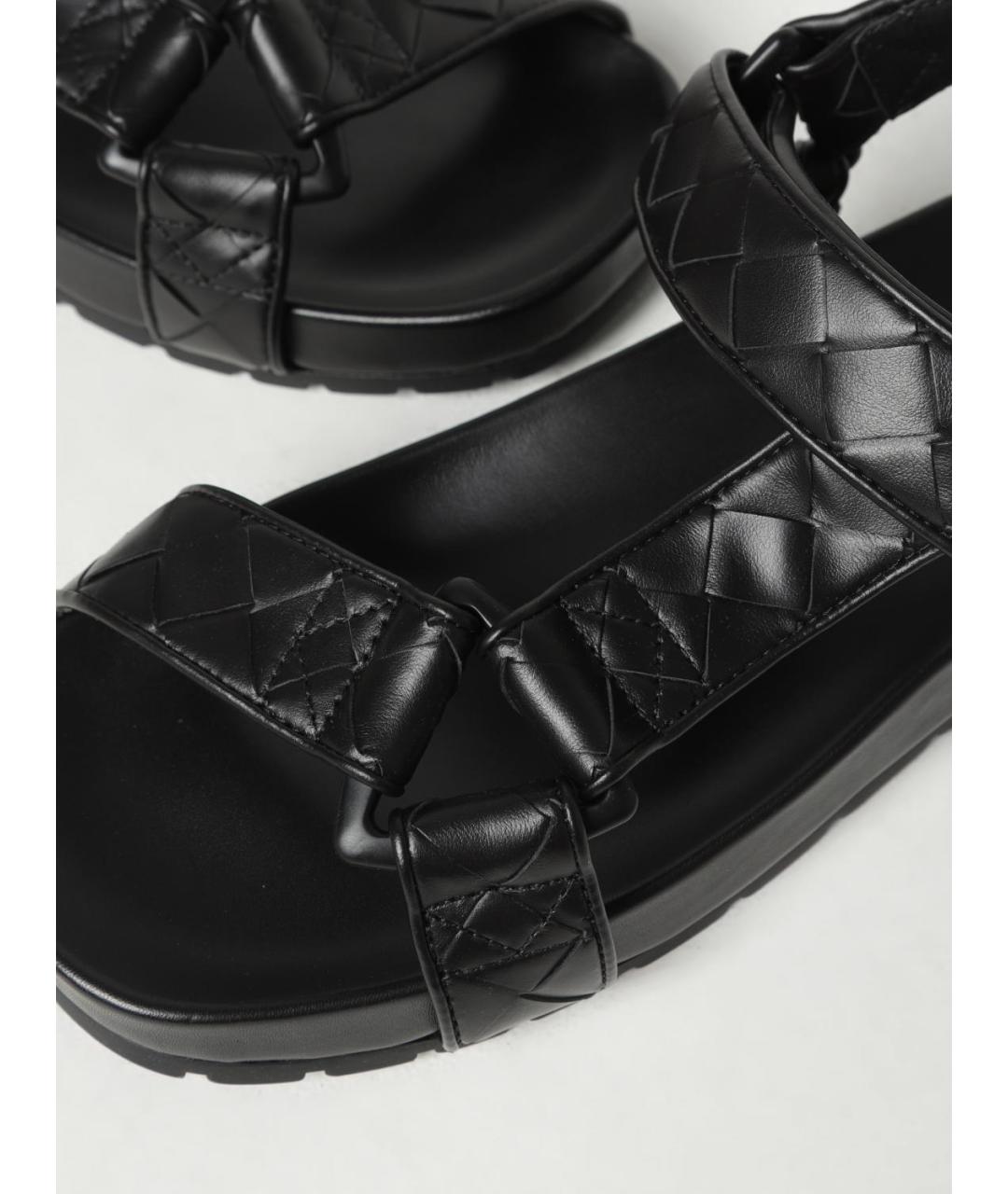 BOTTEGA VENETA Черные кожаные сандалии, фото 4