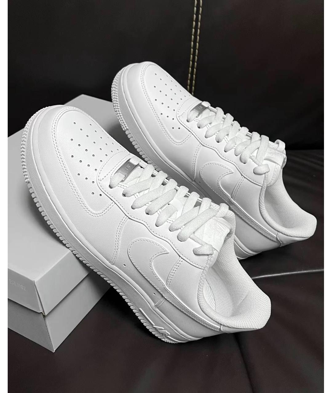 NIKE Белые низкие кроссовки / кеды, фото 4