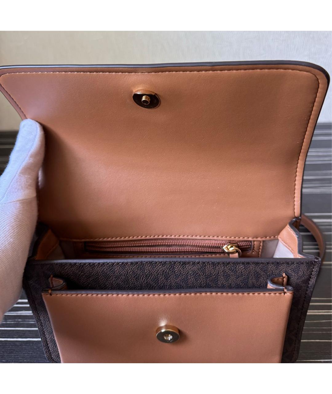MICHAEL KORS Коричневая кожаная сумка через плечо, фото 4