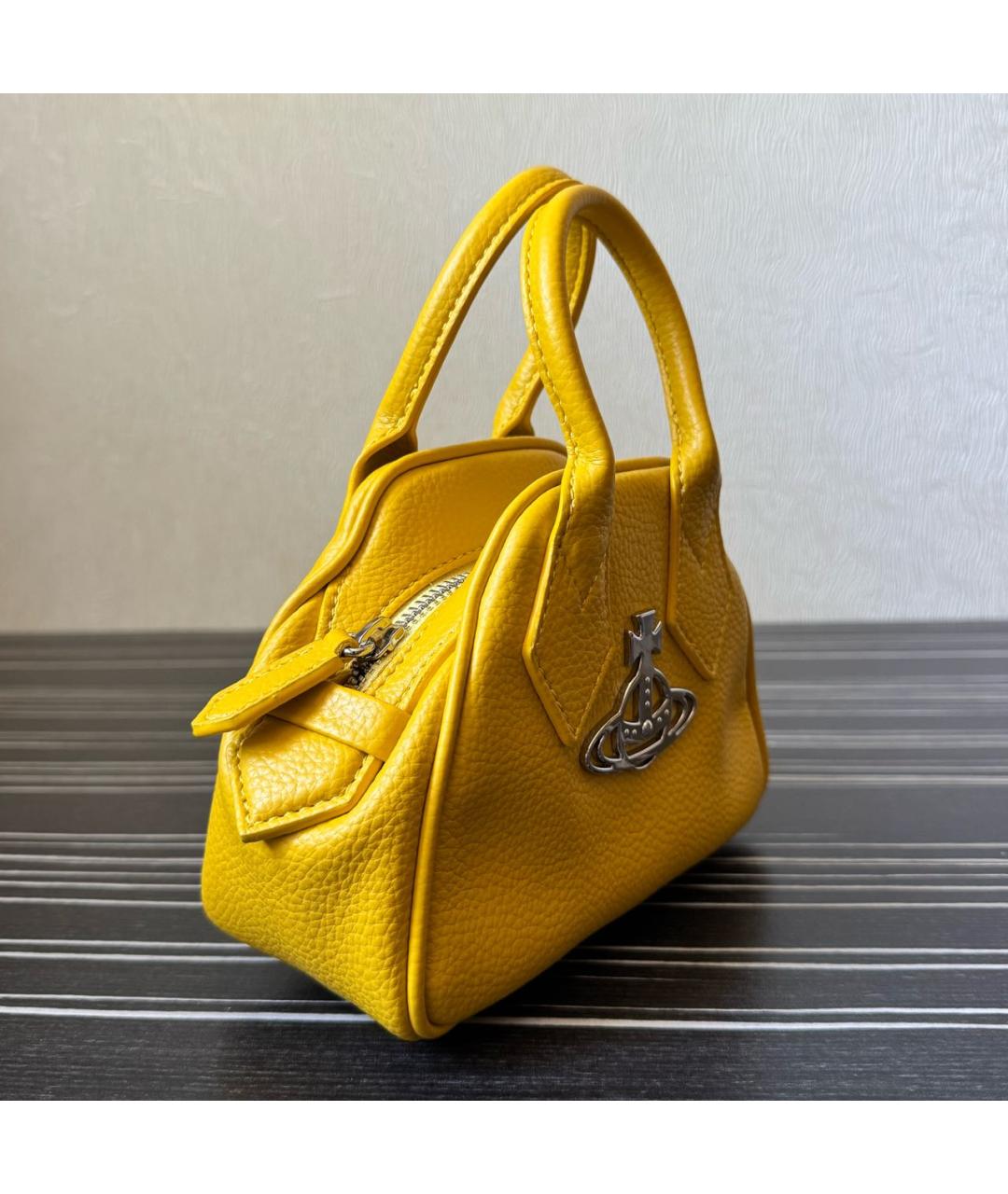 VIVIENNE WESTWOOD Желтая кожаная сумка с короткими ручками, фото 2