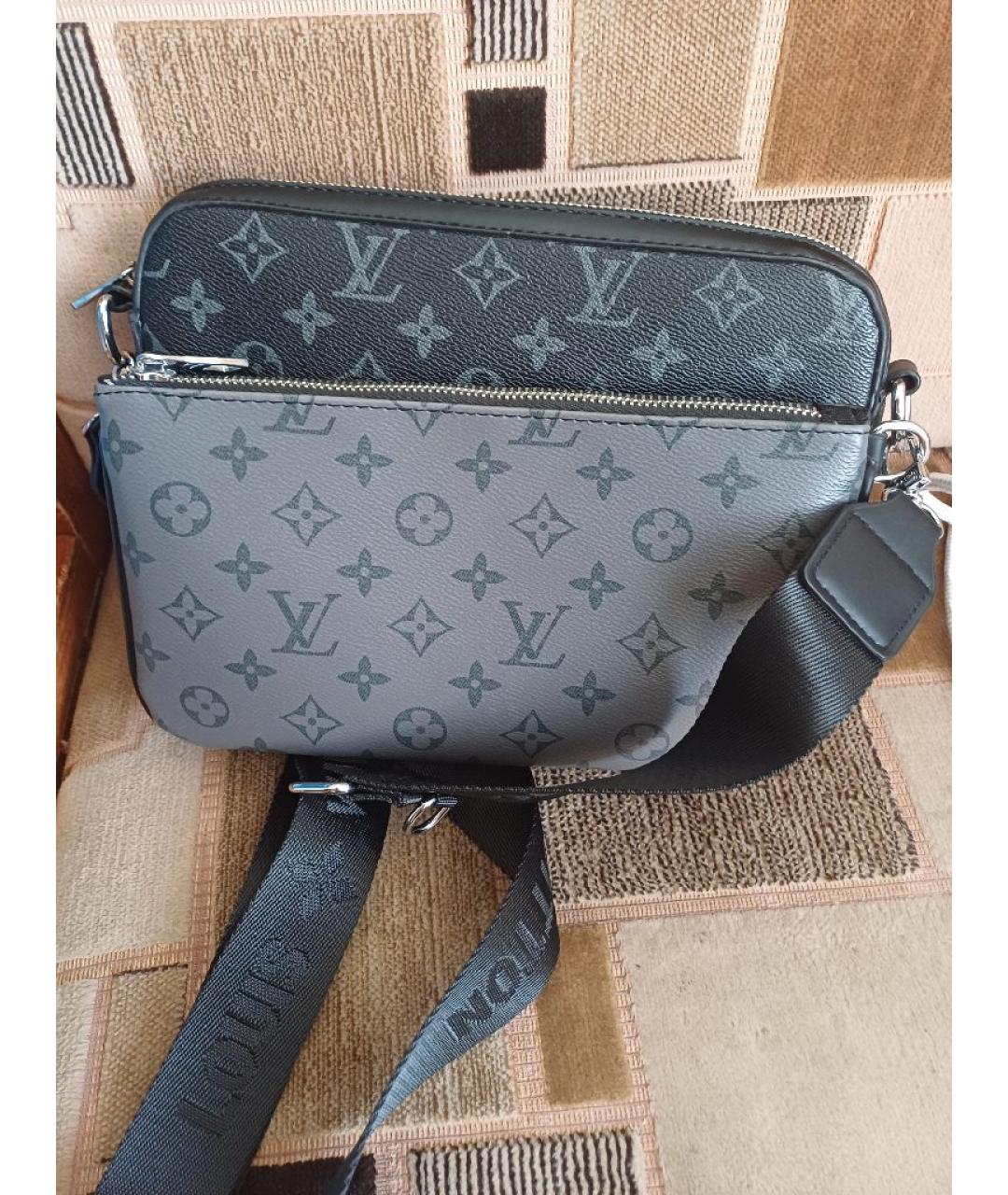 LOUIS VUITTON Черная кожаная барсетка, фото 3
