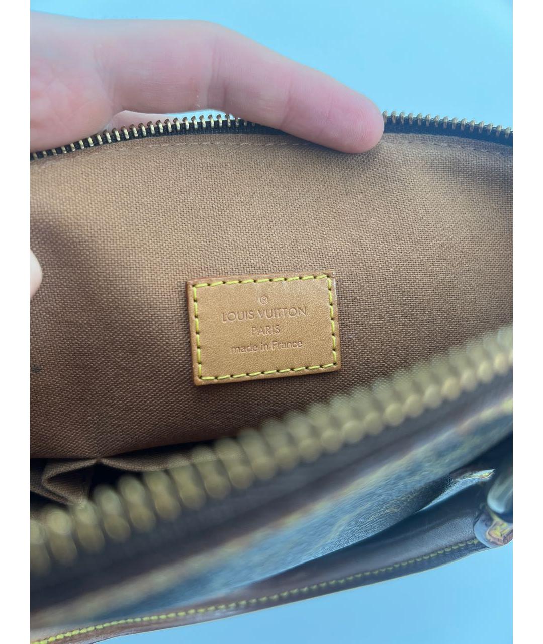 LOUIS VUITTON Коричневая кожаная сумка с короткими ручками, фото 5