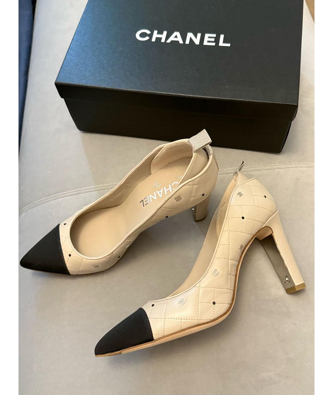 CHANEL Бежевые кожаные туфли, фото 3