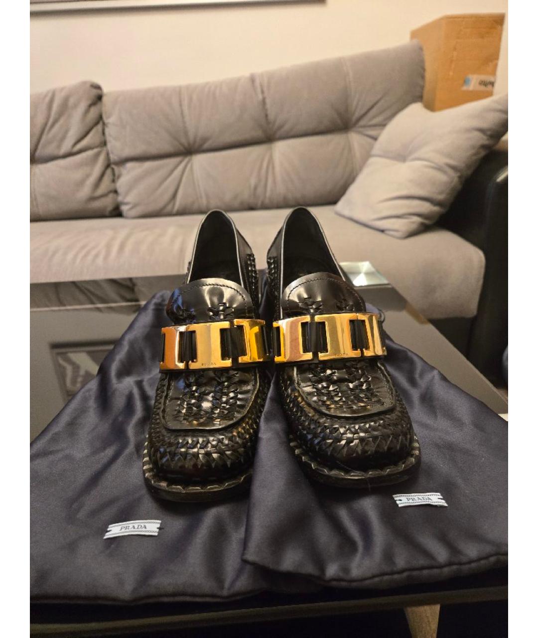 PRADA Черные кожаные туфли, фото 3