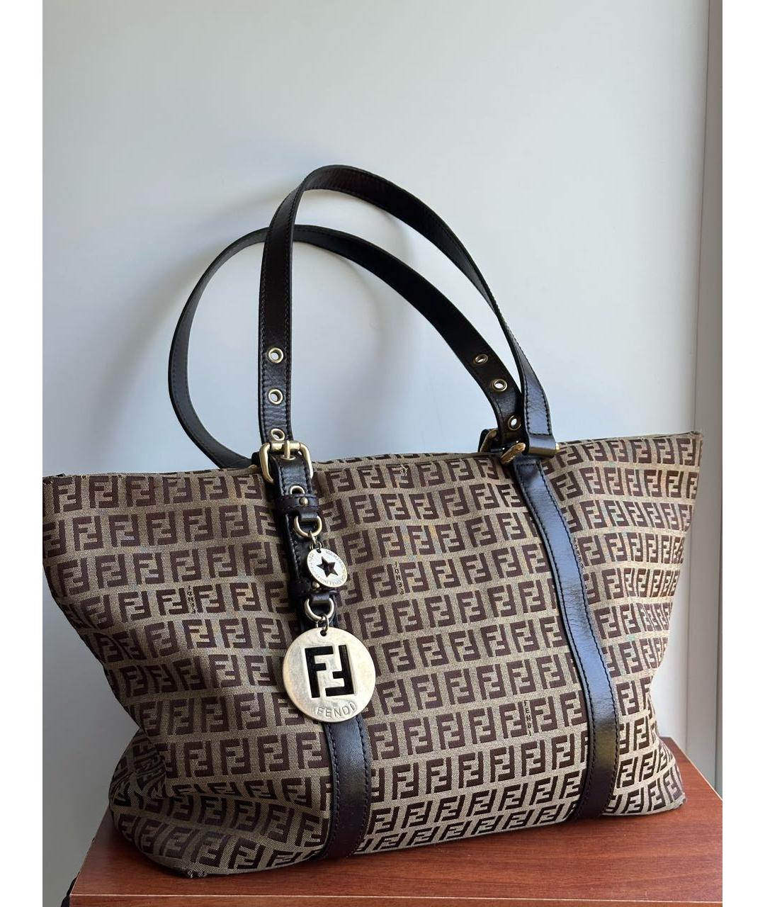 FENDI Коричневая сумка тоут, фото 2