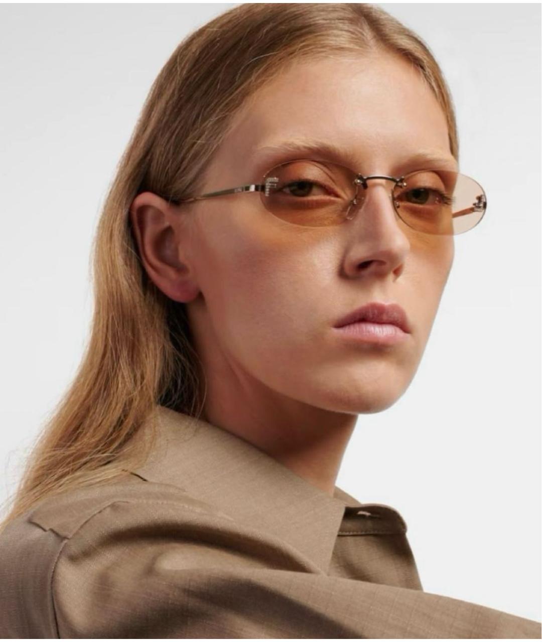 FENDI Бежевые металлические солнцезащитные очки, фото 2